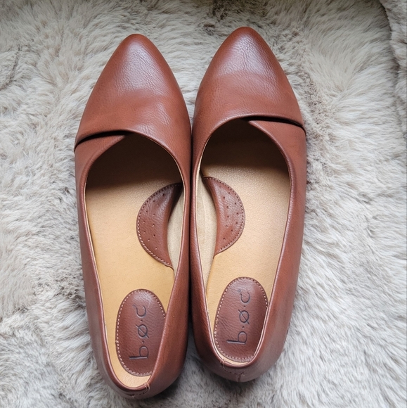 Boc Janella Light Brown Pointed Toe Flats - Picture 4 of 9